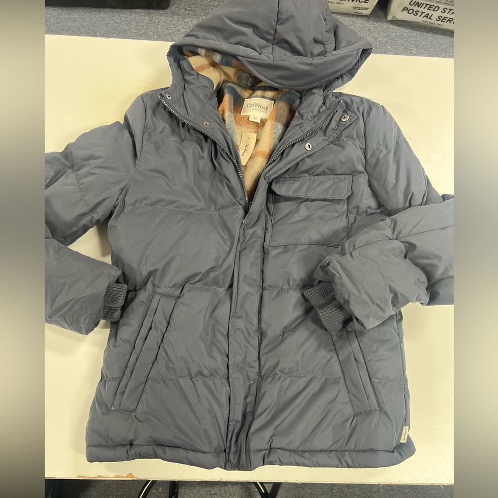 UpWest Quilted Hooded Parka NWT UW9 - Picture 7 of 7
